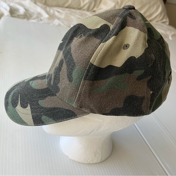 Paintball Camo Embroidered Cap - Picture 8 of 12